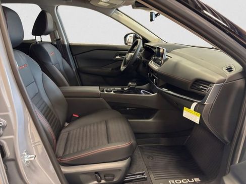 New 2026 Nissan Rogue SV w/ Rock Creek Premium Package AWD/4WD image 15