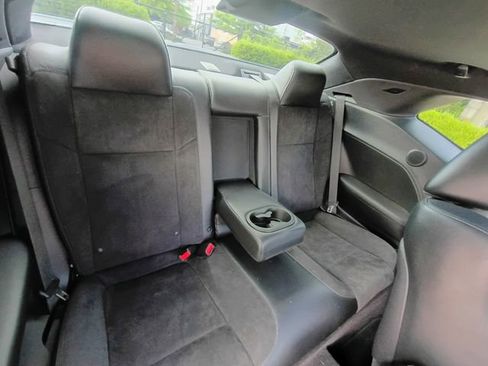 Used 2017 Dodge Challenger R/T Scat Pack w/ Leather Interior Group RWD image 54