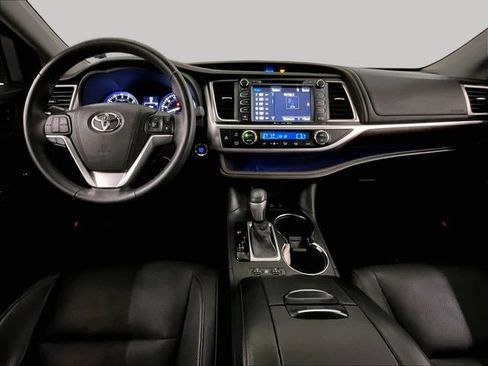 Used 2016 Toyota Highlander Limited AWD/4WD image 14
