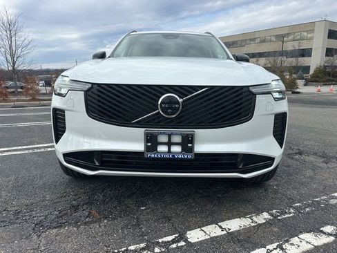 New 2026 Volvo XC90 B6 Ultra w/ Protection Package image 2