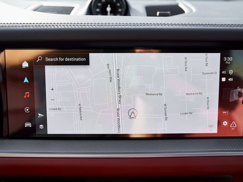 Used 2024 Porsche Cayenne Coupe image 69