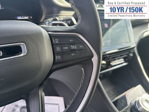 Used 2025 Jeep Grand Cherokee Altitude image 20