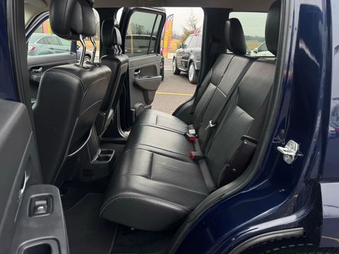 Used 2012 Jeep Liberty Sport image 12