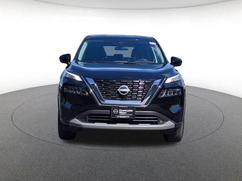 Used 2023 Nissan Rogue S AWD/4WD image 2