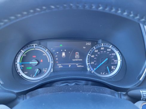 Used 2022 Toyota Highlander Platinum image 10