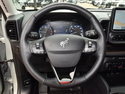 Used 2023 Ford Bronco Sport Outer Banks w/ Tech Package AWD/4WD image 22