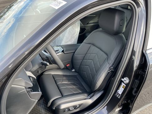 New 2026 BMW 530i xDrive w/ Premium Package image 11