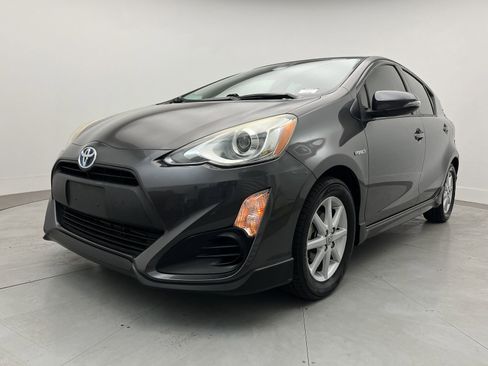 Used 2017 Toyota Prius C Four image 6