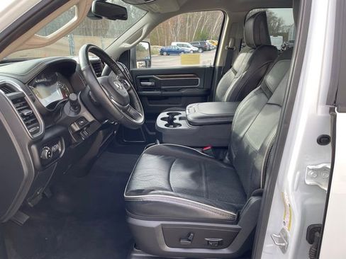 Used 2024 RAM 2500 Laramie image 40