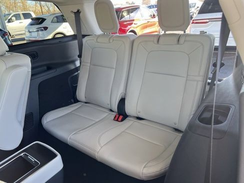 New 2026 Lincoln Aviator Reserve w/ Luxury Package image 15