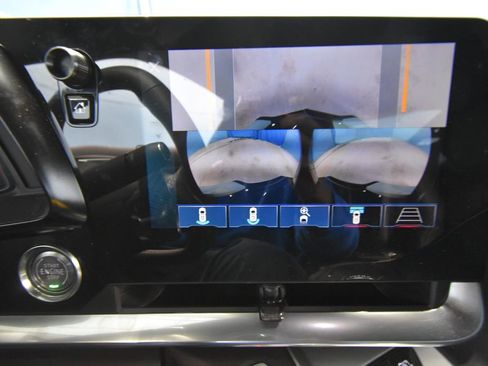 Used 2024 Chevrolet Corvette Stingray Preferred Cpe w/ Battery Protection Package image 18