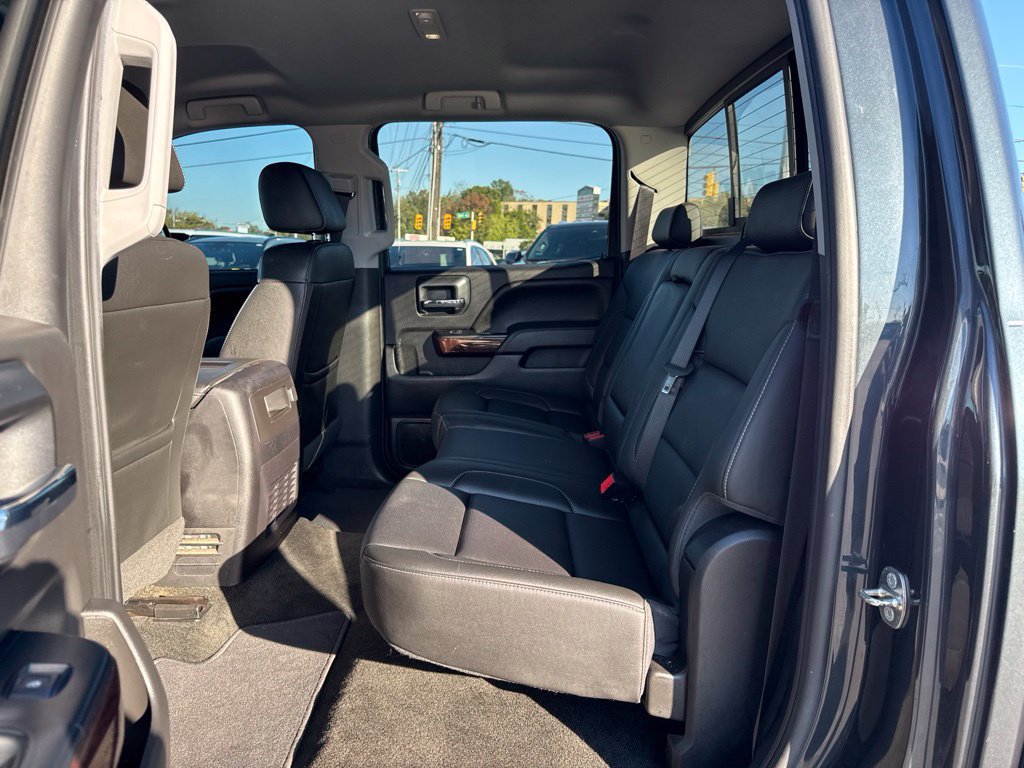 Used 2018 GMC Sierra 1500 SLT AWD/4WD image 27