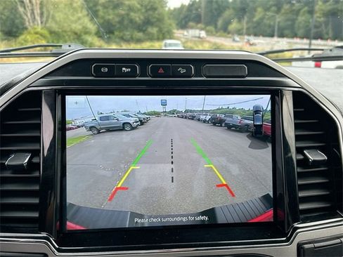 Used 2022 Ford F250 Lariat w/ Black Appearance Package image 15