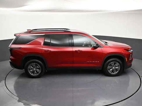 Certified 2026 Chevrolet Traverse LT w/ Driver Confidence Package AWD/4WD image 21
