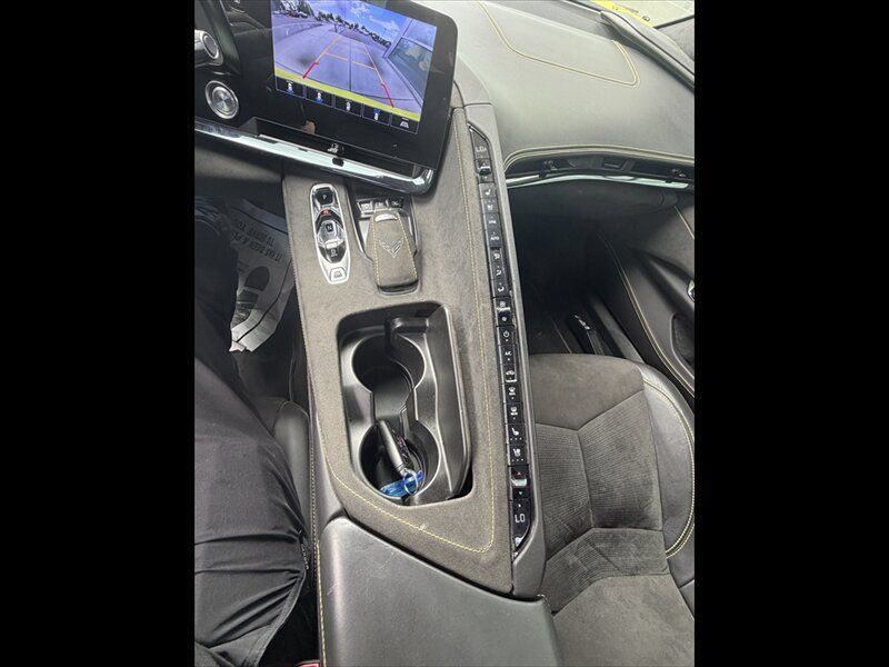 Used 2023 Chevrolet Corvette Stingray Premium Conv w/ Z51 Performance Package RWD image 23