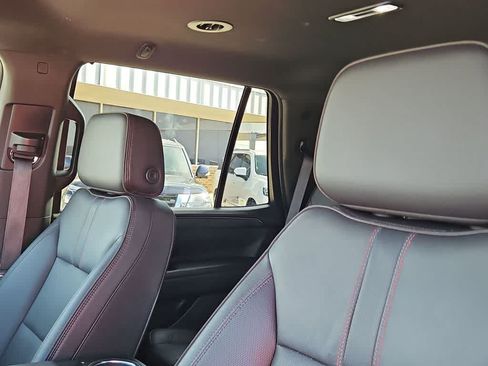 Used 2024 Chevrolet Tahoe RST w/ Luxury Package RWD image 15
