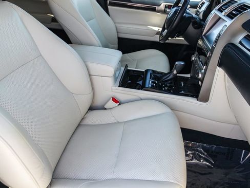Used 2021 Lexus GX 460 Luxury w/ Off Road Package AWD/4WD image 17
