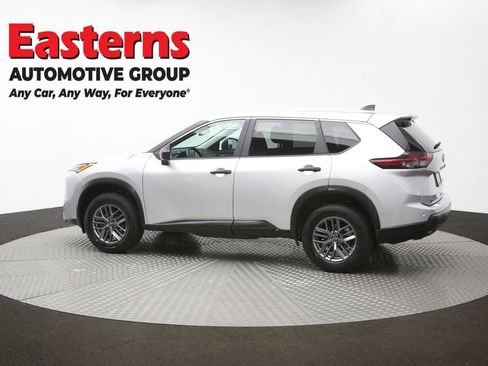 Used 2024 Nissan Rogue S AWD/4WD image 62