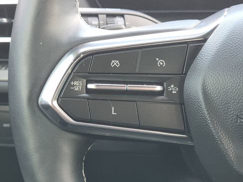 Used 2024 Chevrolet Traverse LT w/ Midnight/Sport Edition image 31