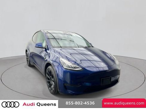 Used 2021 Tesla Model Y Long Range AWD/4WD image 3