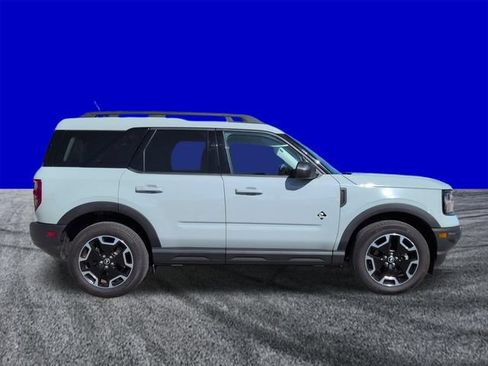Certified 2023 Ford Bronco Sport Outer Banks w/ Tech Package AWD/4WD image 3