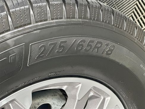 Used 2019 Ford F150 Lariat w/ FX4 Off-Road Package image 30