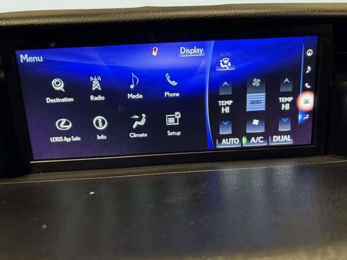 Used 2018 Lexus IS 300 F Sport image 40