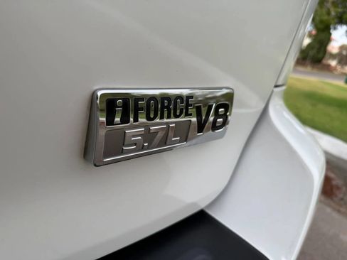 Used 2016 Toyota Sequoia Platinum RWD image 22