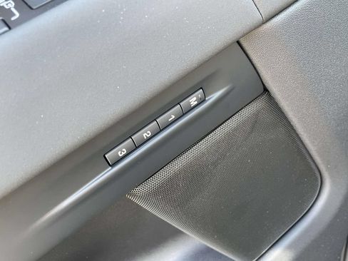 New 2026 Land Rover Range Rover Evoque Hoxton AWD/4WD image 37