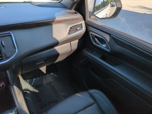 Used 2023 Chevrolet Tahoe Z71 AWD/4WD image 17