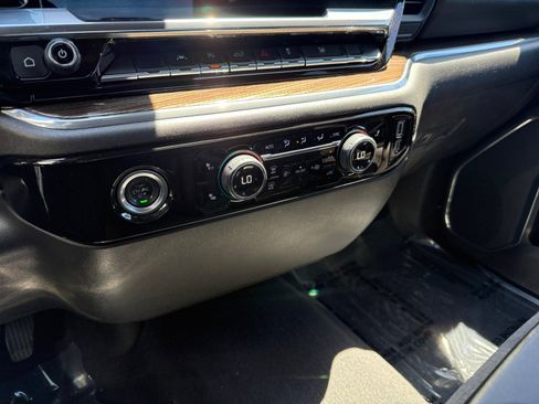 Used 2024 Chevrolet Silverado 1500 LT AWD/4WD image 13
