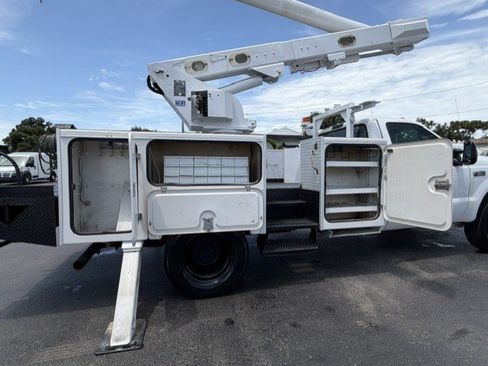 Used 2004 Ford F550 4x4 Regular Cab Super Duty image 15