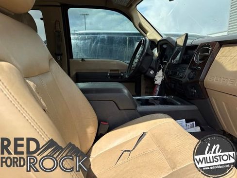 Used 2011 Ford F250 Lariat w/ Lariat Interior Pkg AWD/4WD image 10