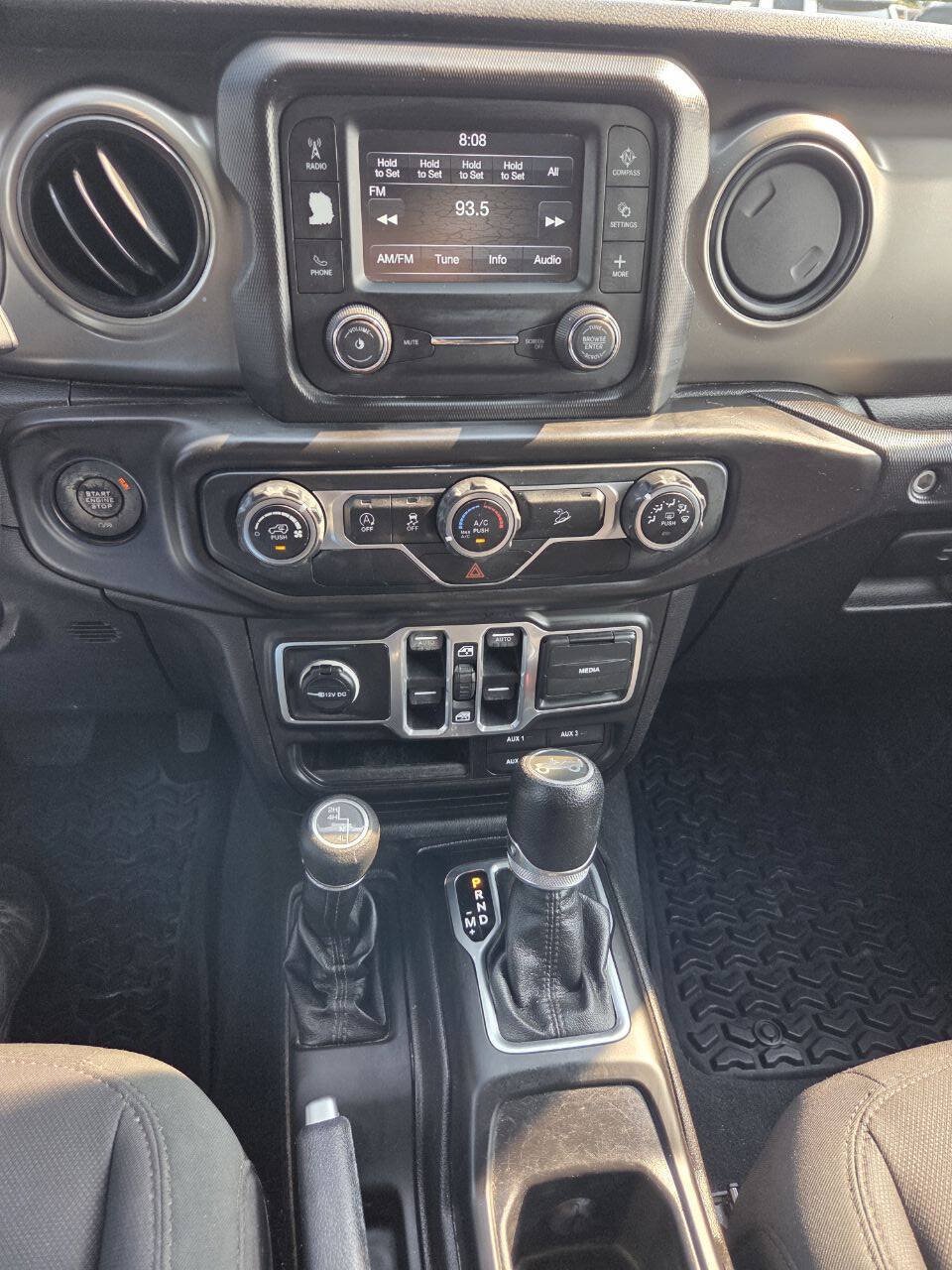Used 2018 Jeep Wrangler Unlimited Sport S AWD/4WD image 12