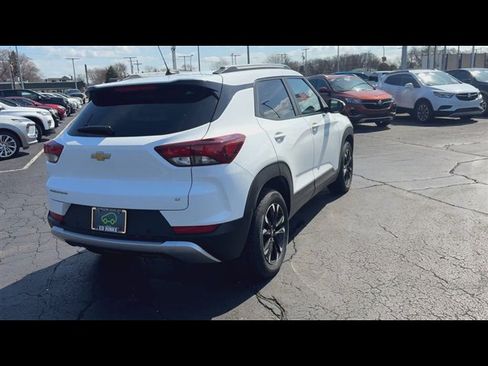 Used 2022 Chevrolet TrailBlazer LT w/ Convenience Package image 8
