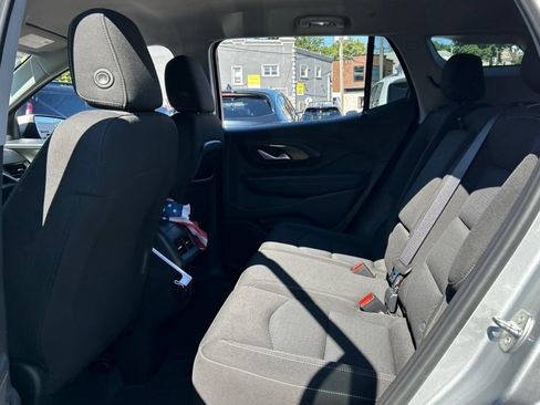 Certified 2022 GMC Terrain SLE w/ Driver Convenience Package AWD/4WD image 40