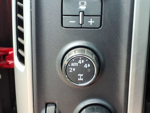 Used 2015 GMC Sierra 1500 SLE w/ SLE Value Package AWD/4WD image 30
