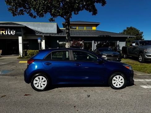 Used 2019 Kia Rio S w/ Technology Package image 8