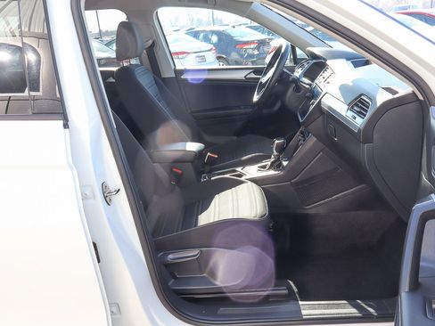 Used 2024 Volkswagen Tiguan S image 22