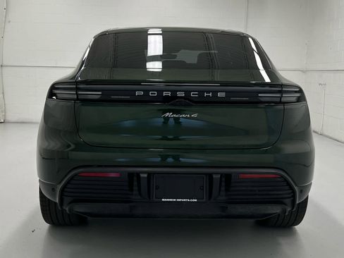 Used 2025 Porsche Macan 4 Electric w/ Premium Package AWD/4WD image 6