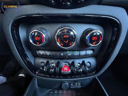 Used 2017 MINI Cooper Clubman ALL4 w/ Premium Package image 28