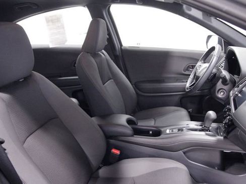Used 2019 Honda HR-V Sport image 12