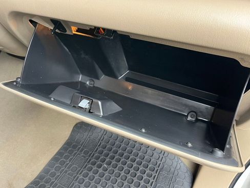 Used 2005 Ford Excursion Eddie Bauer image 49