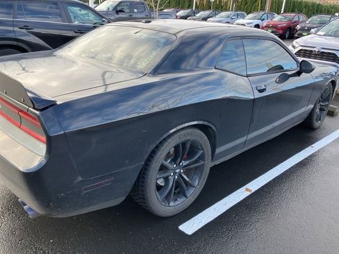 Used 2014 Dodge Challenger R/T w/ Sound Group II image 3