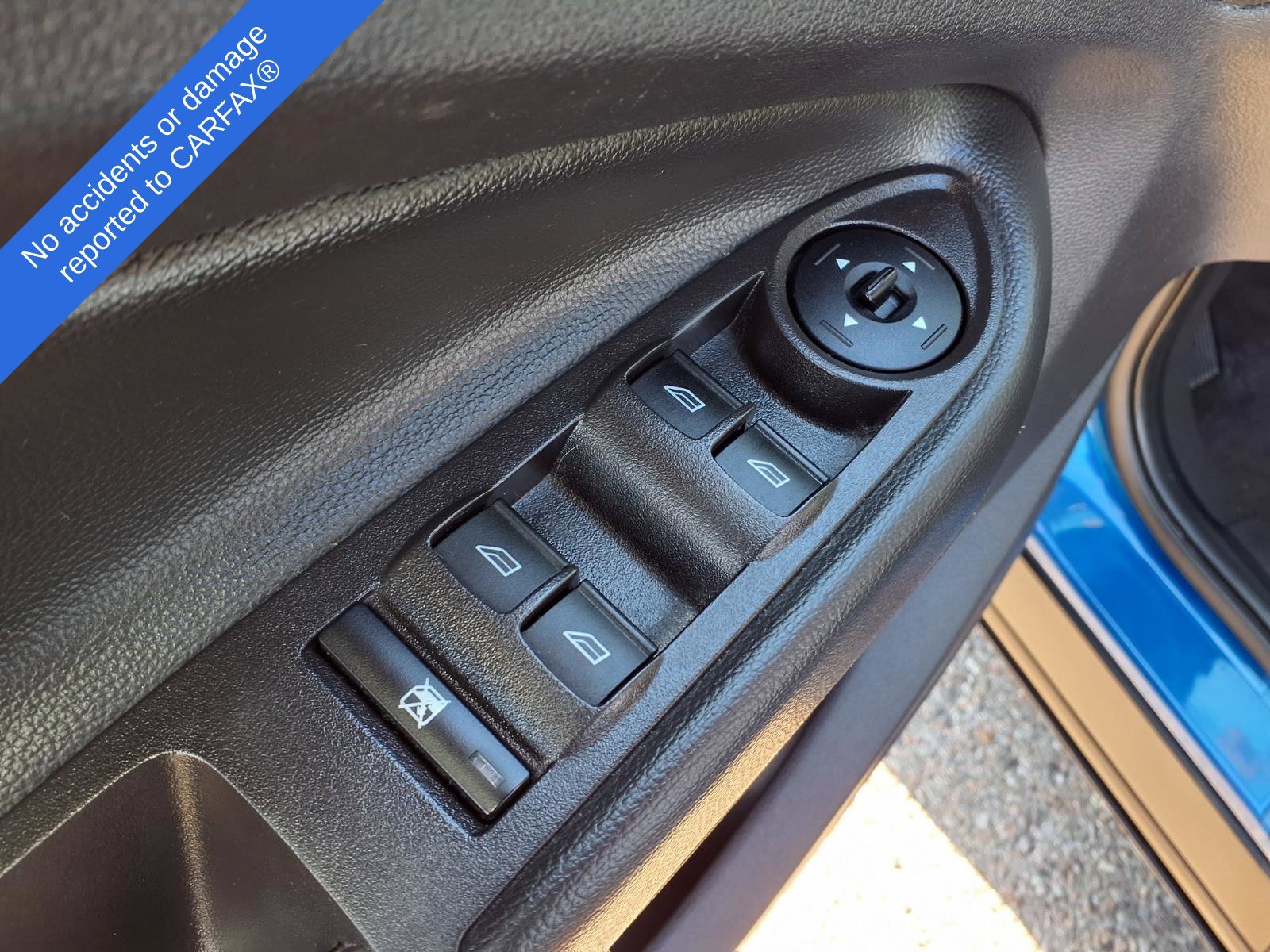 Used 2018 Ford Escape SEL AWD/4WD image 17
