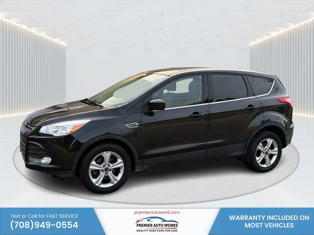 Used 2015 Ford Escape SE FWD image 1