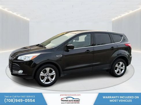 Used 2015 Ford Escape SE FWD image 1