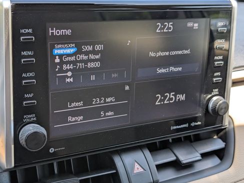 Used 2022 Toyota RAV4 XLE w/ Convenience Package AWD/4WD image 18