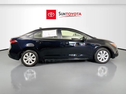 Used 2026 Toyota Corolla LE FWD image 2