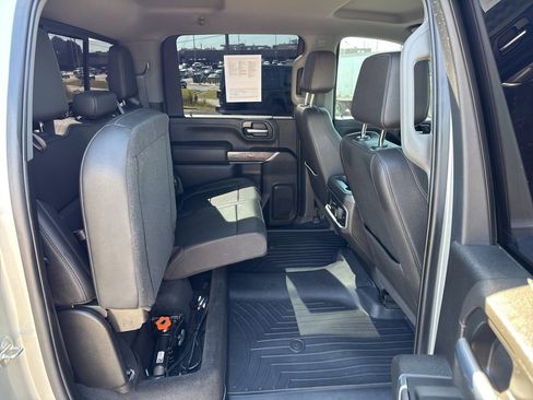 Used 2022 Chevrolet Silverado 3500 LTZ w/ LTZ Texas Edition image 19